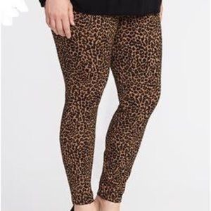 Old Navy Leopard Stevie pants